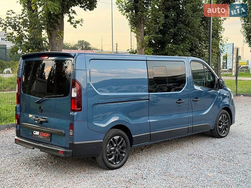 Мінівен Renault Trafic 2017 в Стрию