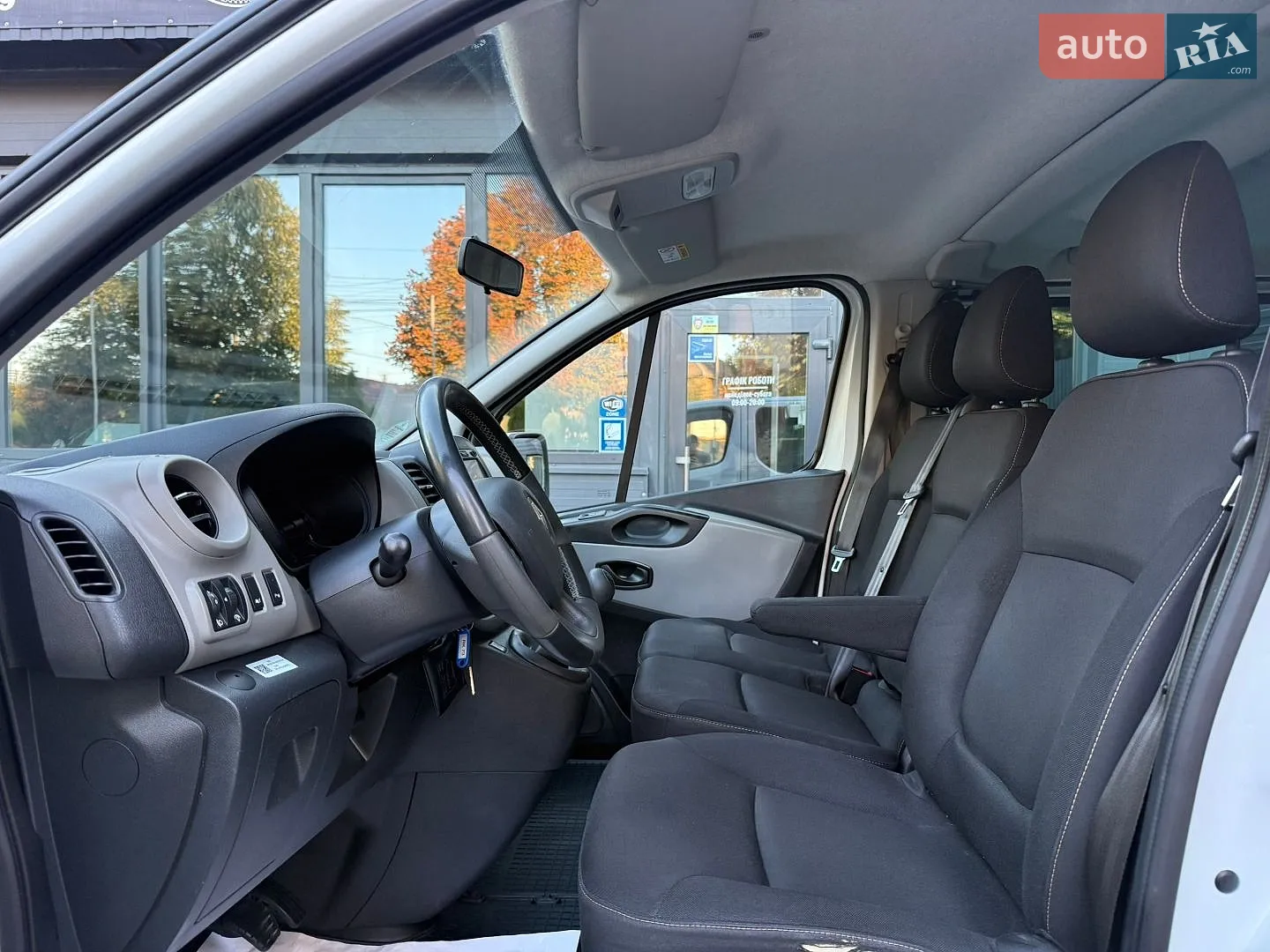 2018 Renault Trafic - мініатюра 11