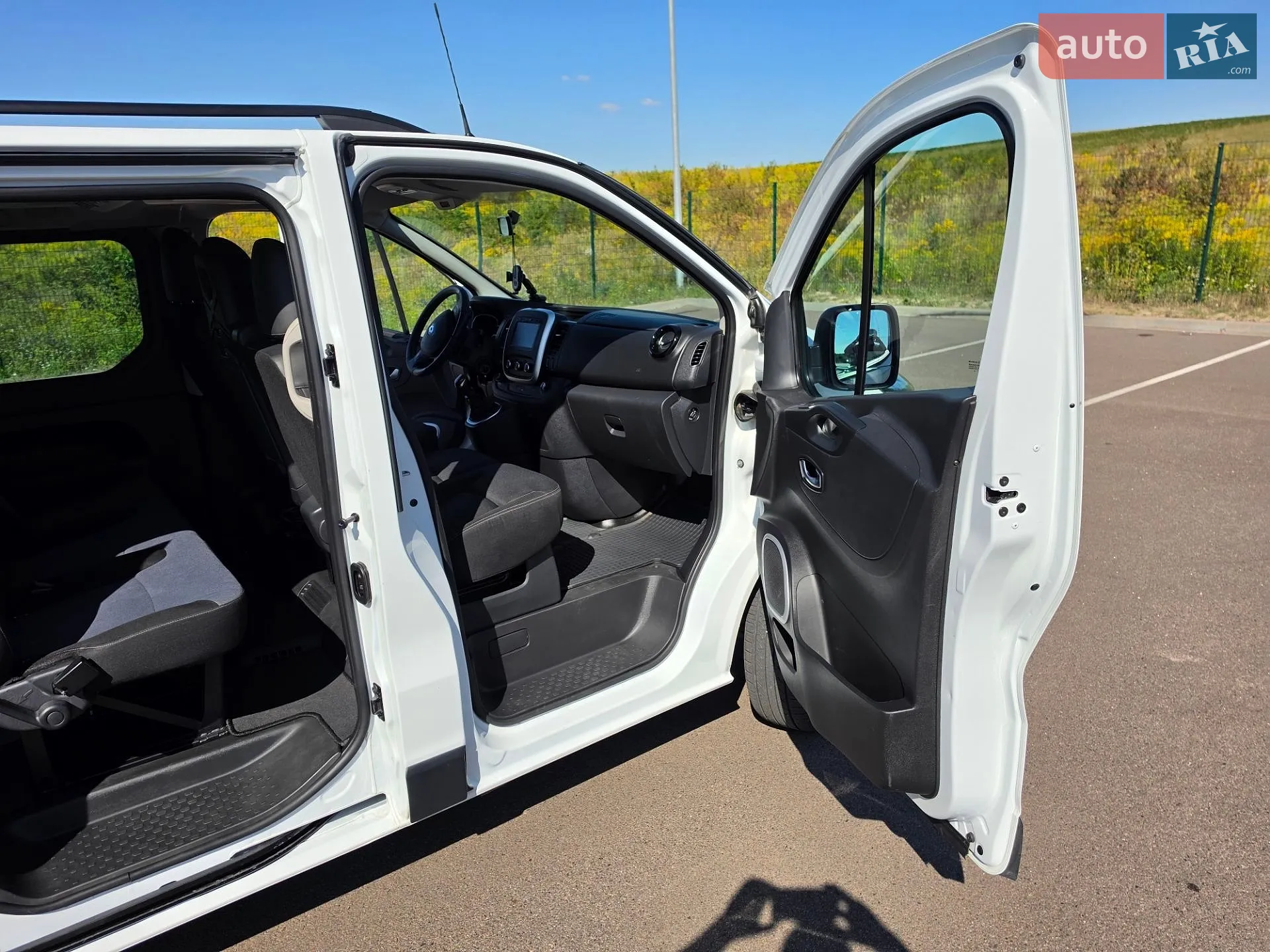 2020 Renault Trafic - мініатюра 38