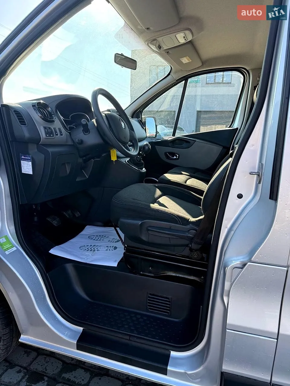 2018 Renault Trafic - мініатюра 3