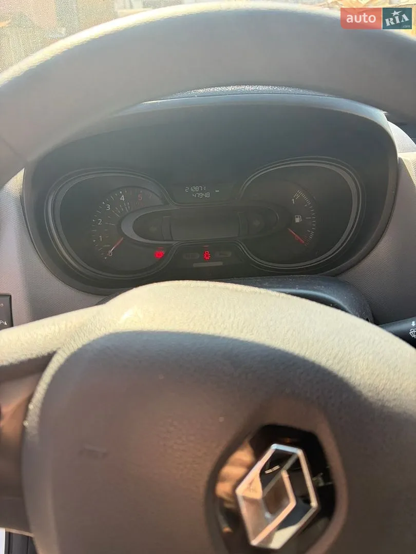 2017 Renault Trafic - мініатюра 15