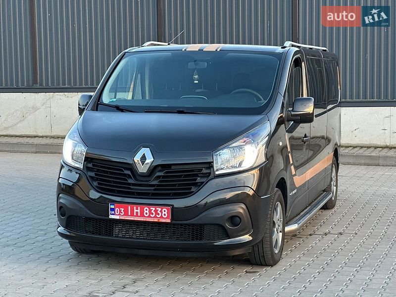 Минивэн Renault Trafic 2016 в Луцке