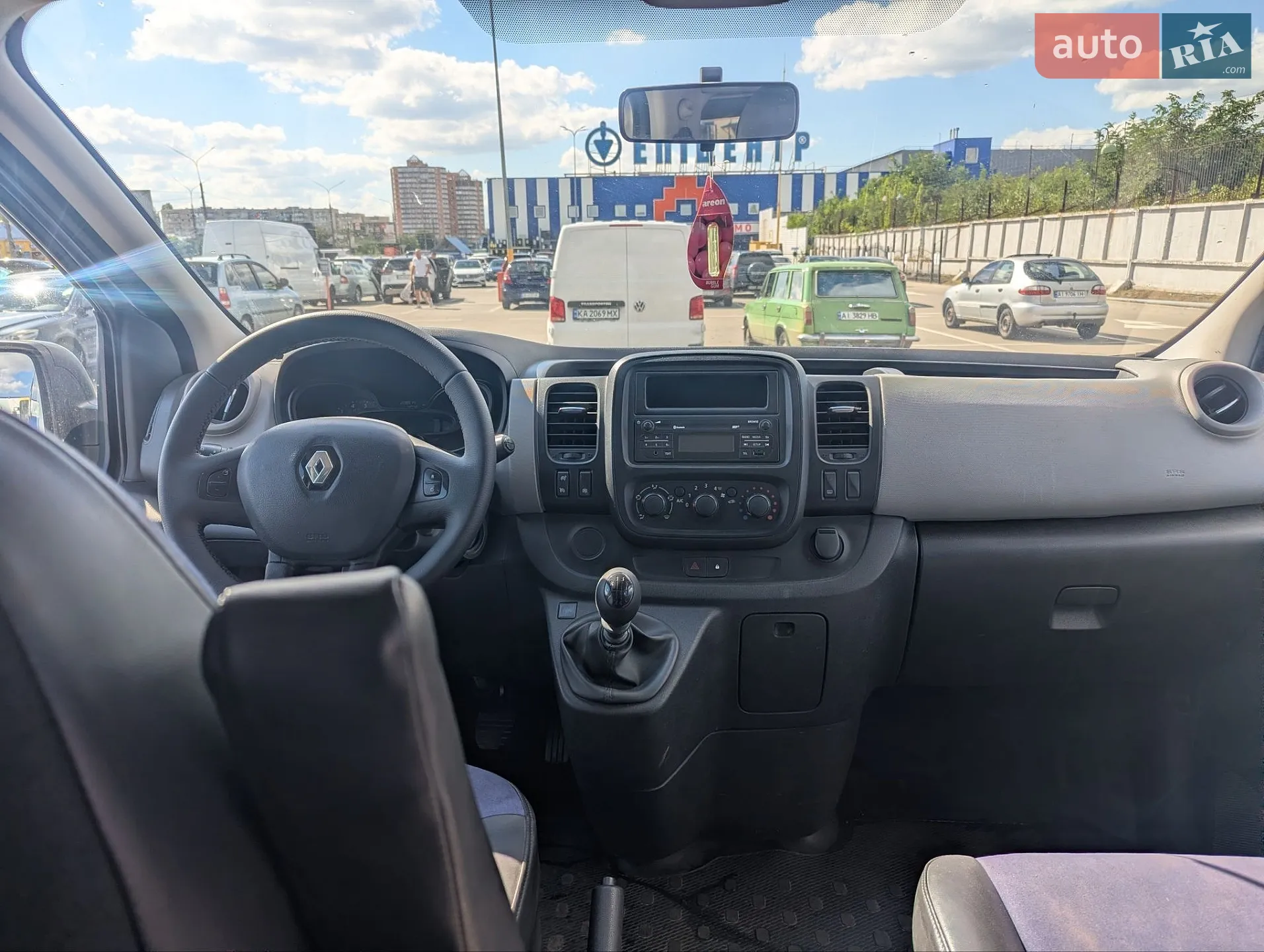 2015 Renault Trafic - мініатюра 28