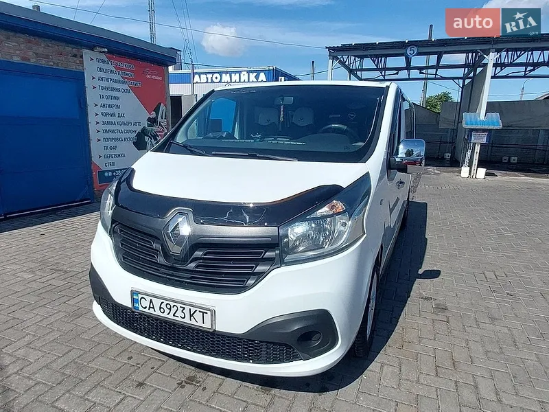 Renault Trafic 2015