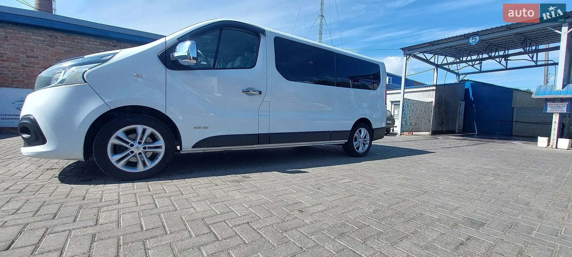 2015 Renault Trafic - мініатюра 6