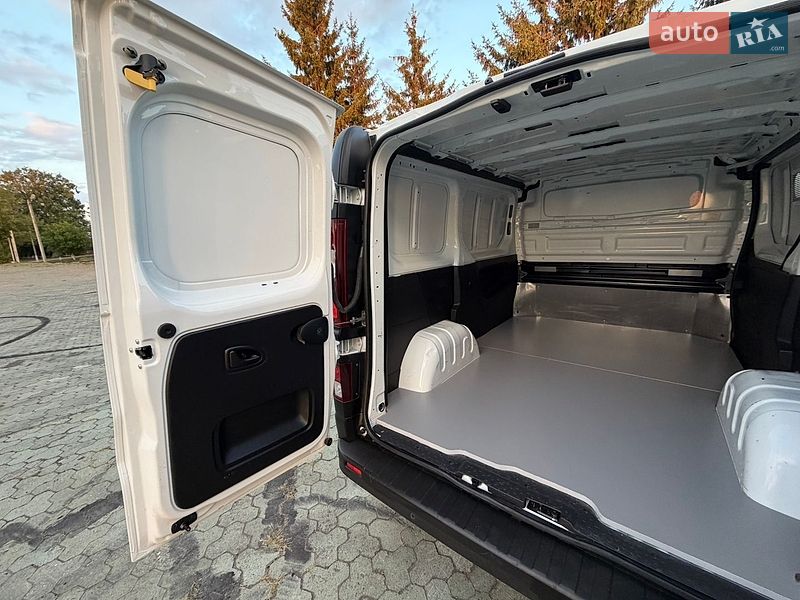 Грузовой фургон Renault Trafic 2022 в Дубно