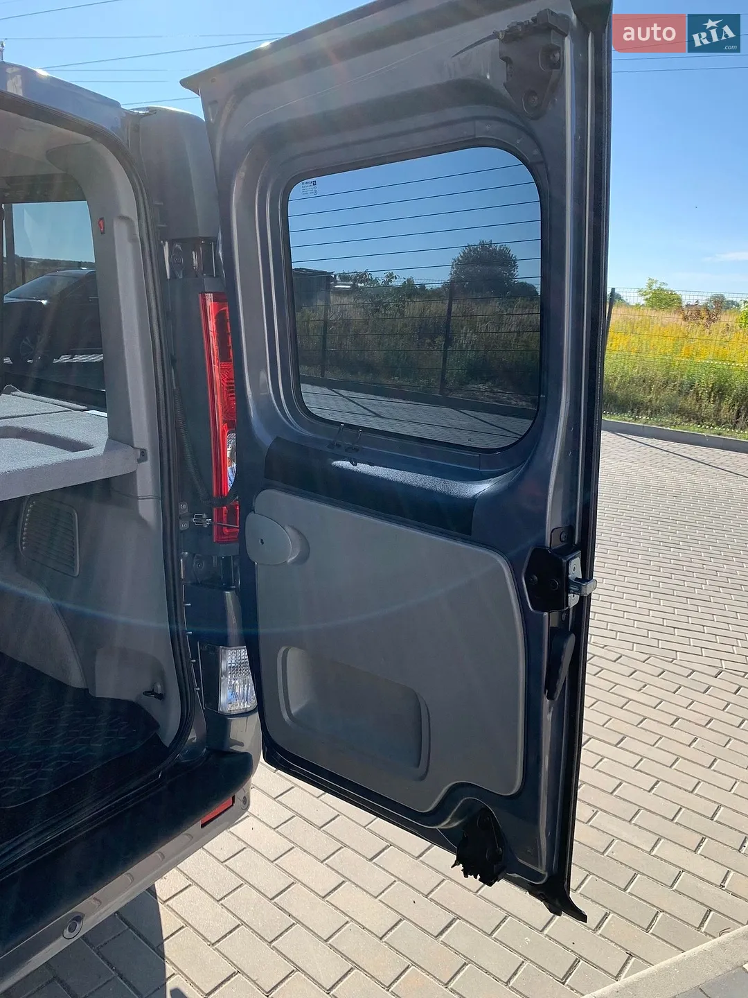 2012 Renault Trafic - мініатюра 25