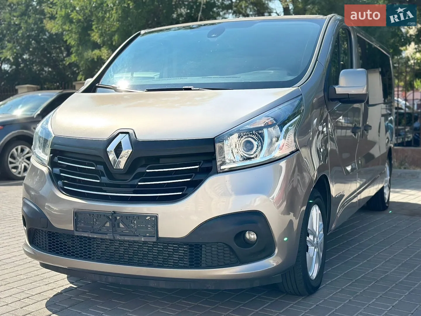 2016 Renault Trafic - фото 1
