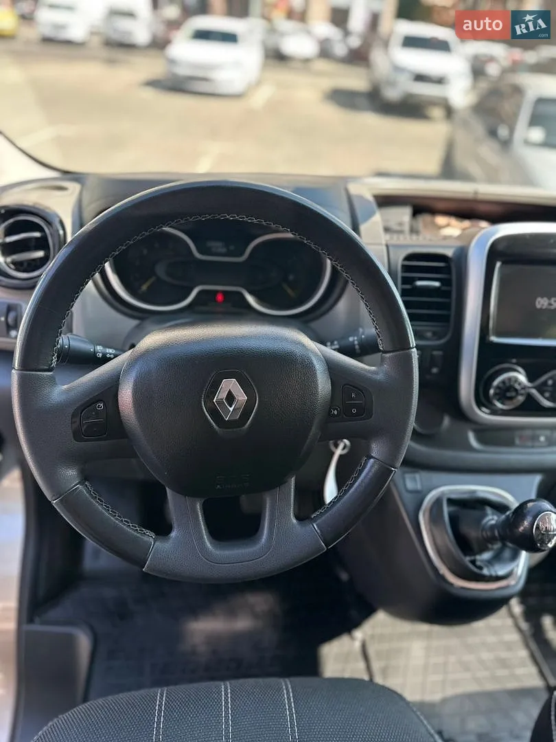2016 Renault Trafic - мініатюра 16