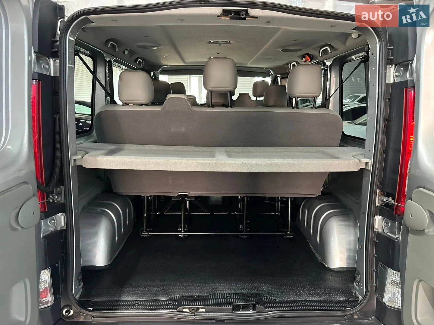 2011 Renault Trafic - мініатюра 52