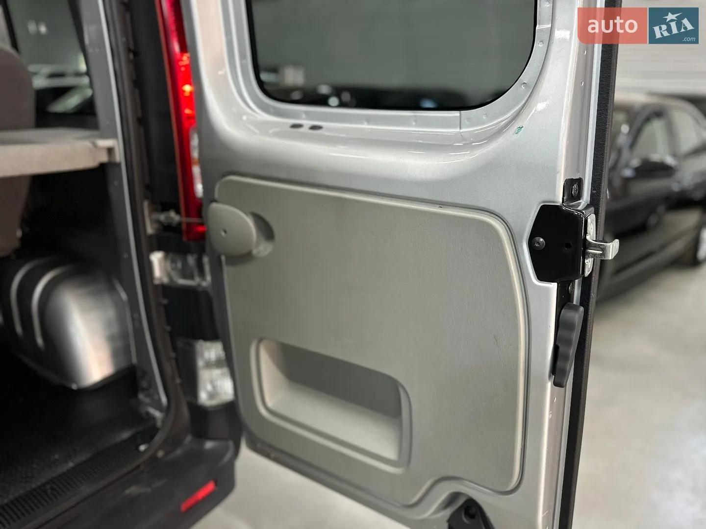2011 Renault Trafic - мініатюра 58