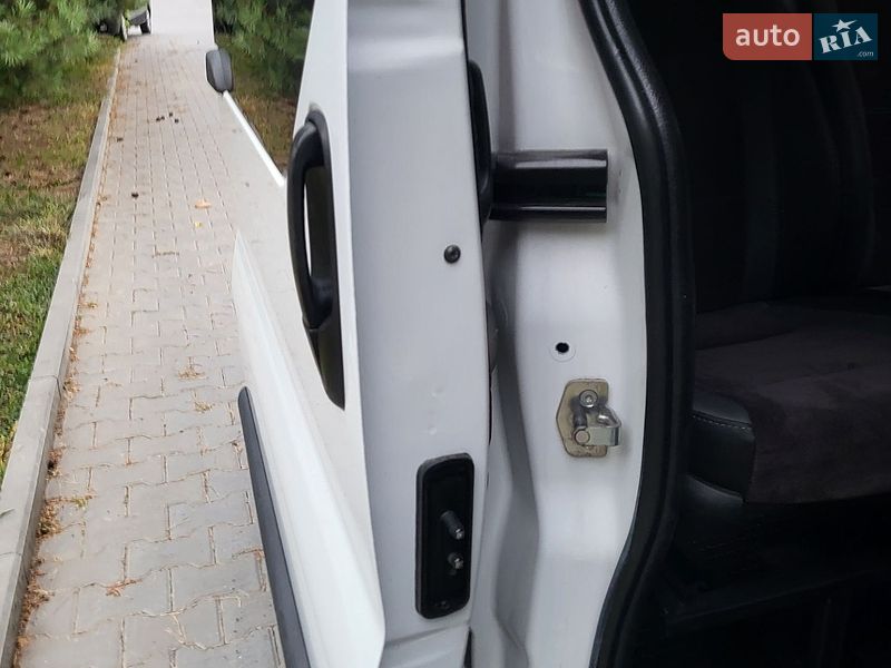 Мінівен Renault Trafic 2013 в Хмельницькому
