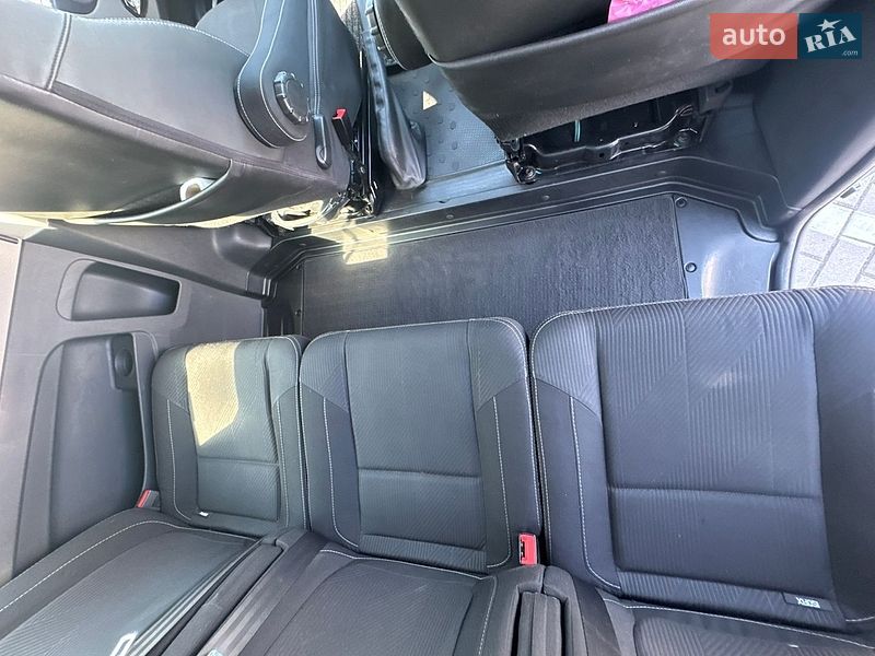 Мінівен Renault Trafic 2015 в Коломиї