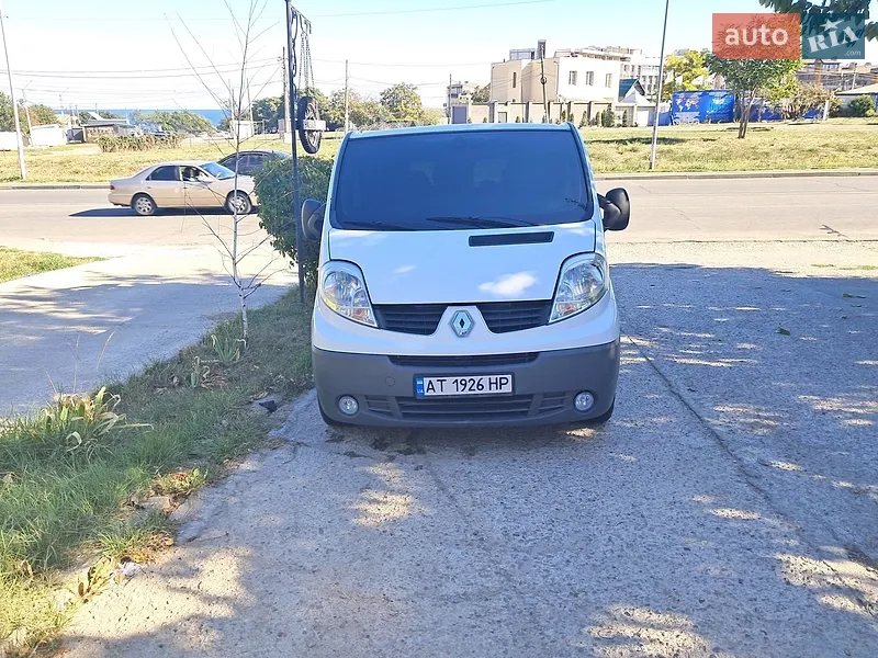 Renault Trafic 2012