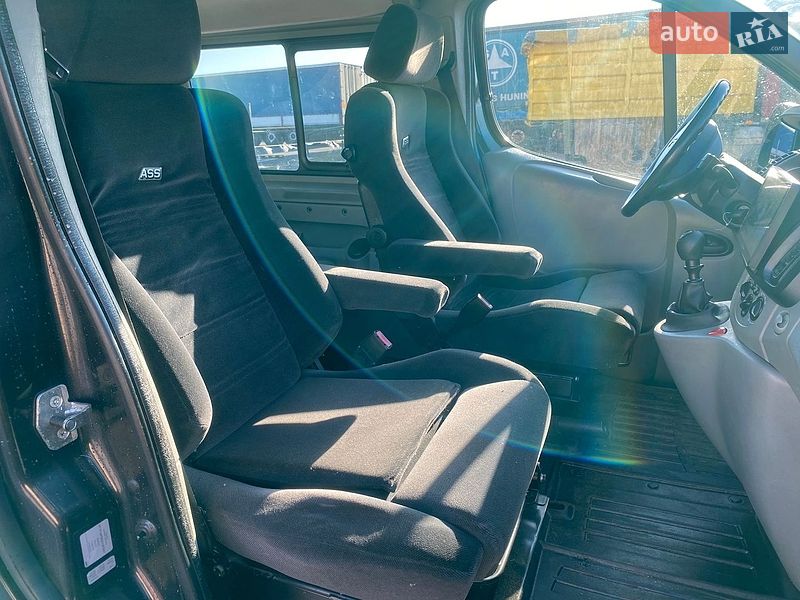 Минивэн Renault Trafic 2010 в Чернигове фото 10 Минивэн Renault Trafic 2010 в Чернигове