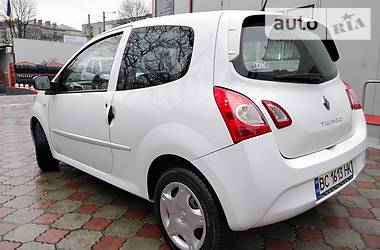 Хэтчбек Renault Twingo 2012 в Львове