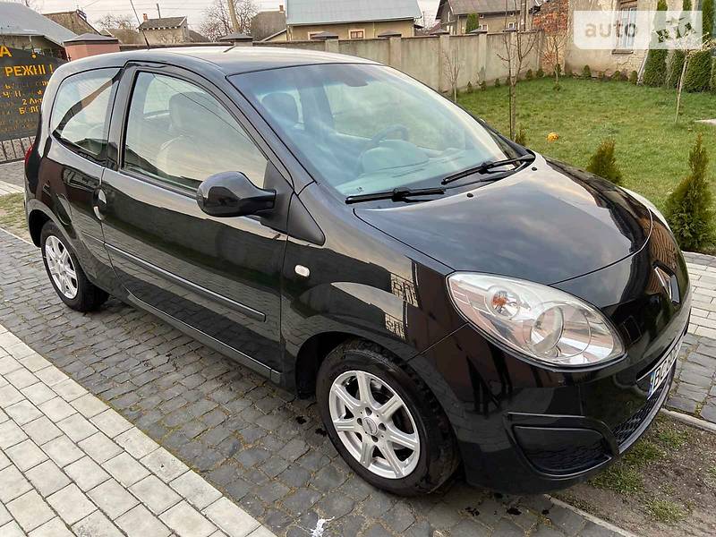 Хетчбек Renault Twingo 2008 в Стрию