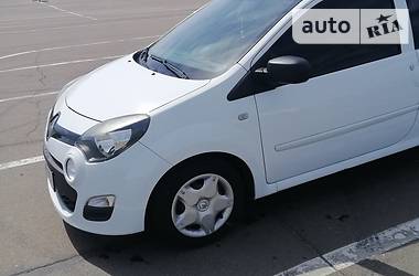 Хетчбек Renault Twingo 2013 в 