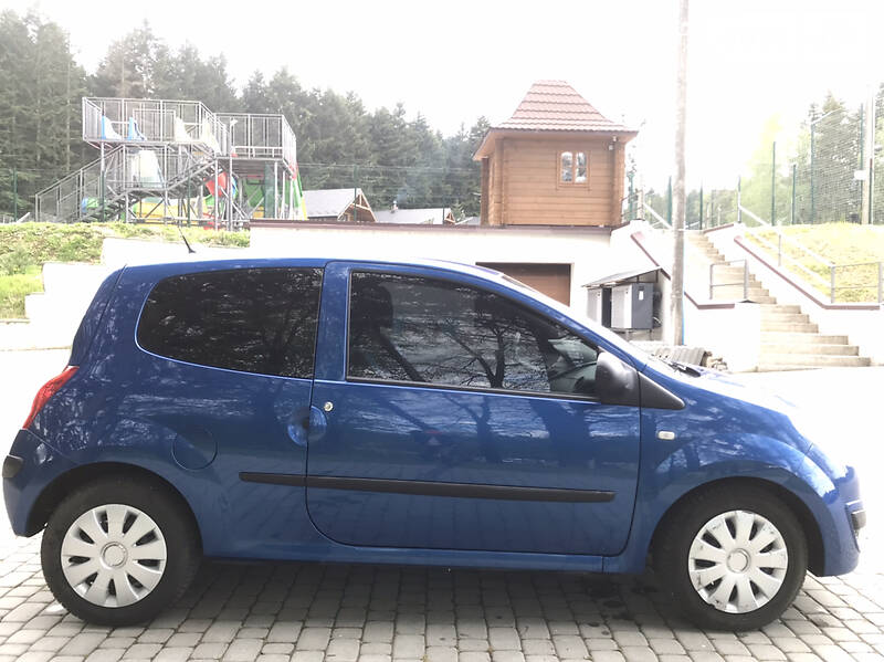 Хэтчбек Renault Twingo 2009 в Старом Самборе
