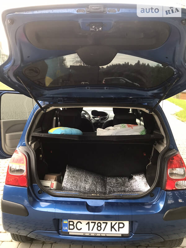 Хэтчбек Renault Twingo 2009 в Старом Самборе