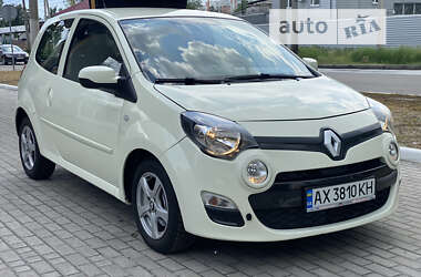 Хэтчбек Renault Twingo 2012 в 