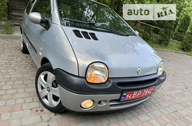 Хэтчбек Renault Twingo 2005 в 