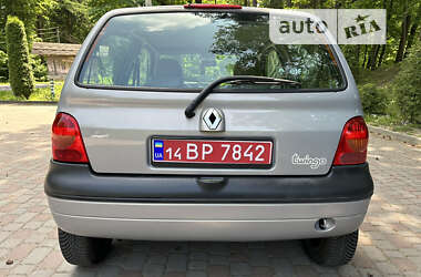 Хэтчбек Renault Twingo 2005 в 
