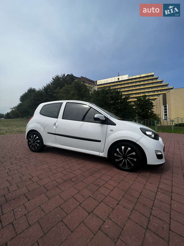 Хэтчбек Renault Twingo 2013 в Трускавце