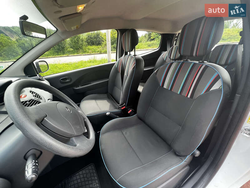 Хэтчбек Renault Twingo 2013 в Трускавце
