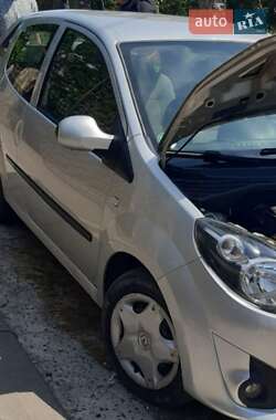 Хэтчбек Renault Twingo 2009 в Львове