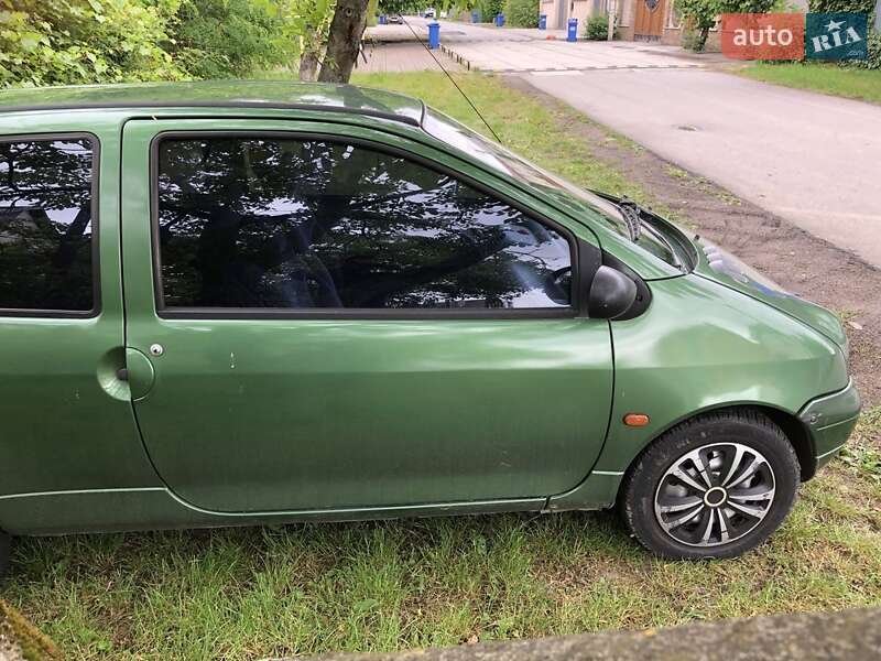 Хэтчбек Renault Twingo 1996 в Ужгороде