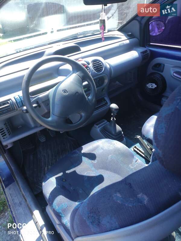 Хетчбек Renault Twingo 1995 в Хотині