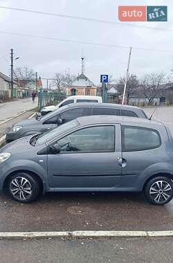 Хэтчбек Renault Twingo 2009 в Коростене