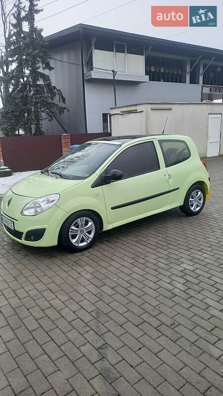 Хэтчбек Renault Twingo 2008 в Хусте