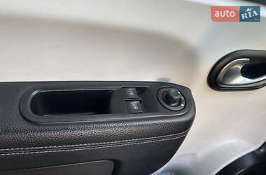 Хэтчбек Renault Twingo 2021 в 