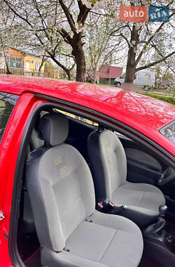 Хэтчбек Renault Twingo 2009 в 