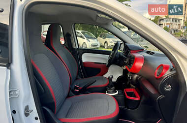 Хетчбек Renault Twingo 2015 в 