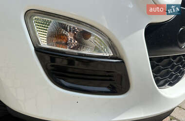 Хэтчбек Renault Twingo 2013 в 