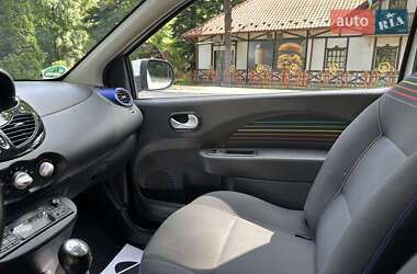 Хэтчбек Renault Twingo 2013 в 