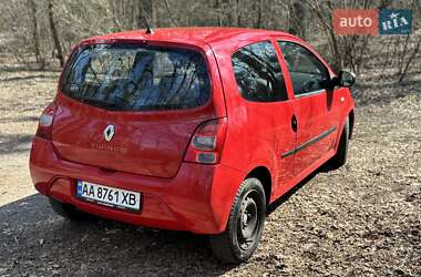 Хэтчбек Renault Twingo 2011 в 