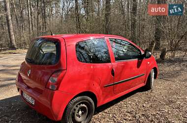 Хэтчбек Renault Twingo 2011 в 