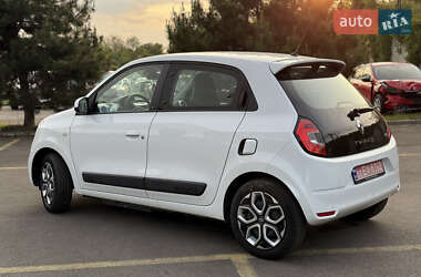Хэтчбек Renault Twingo 2021 в 