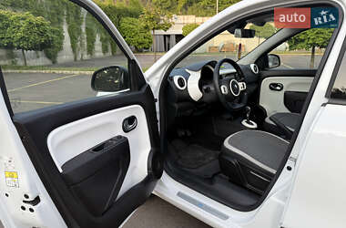 Хэтчбек Renault Twingo 2021 в 