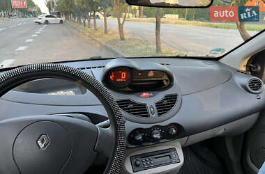 Хетчбек Renault Twingo 2009 в 