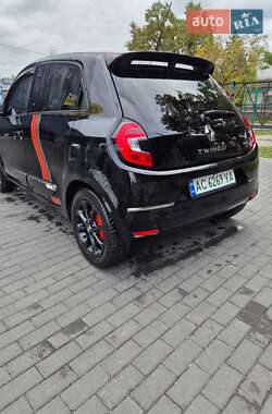 Хэтчбек Renault Twingo 2021 в 