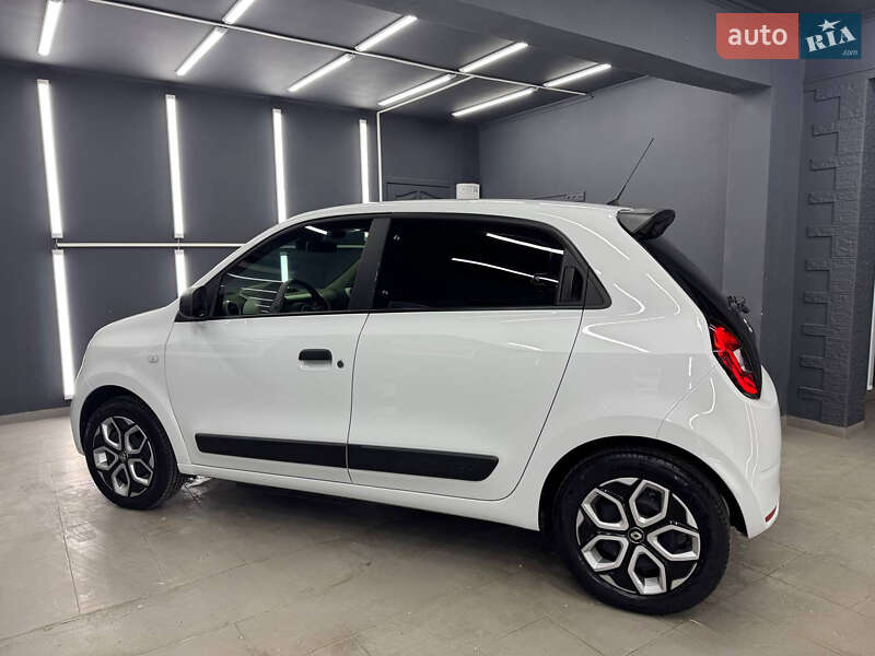 Хэтчбек Renault Twingo 2022 в Коломые фото 36 Хэтчбек Renault Twingo 2022 в Коломые