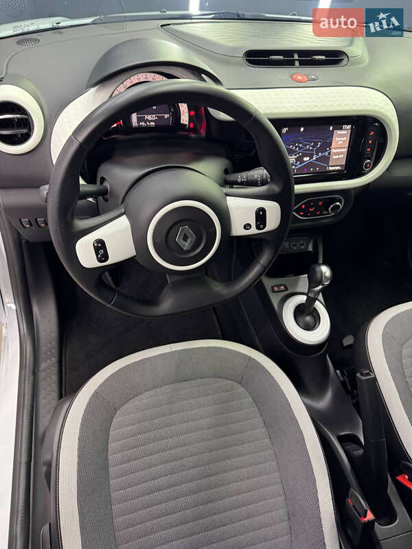 Хэтчбек Renault Twingo 2022 в Коломые фото 53 Хэтчбек Renault Twingo 2022 в Коломые