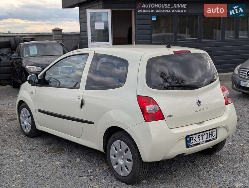 Хэтчбек Renault Twingo 2011 в Ровно