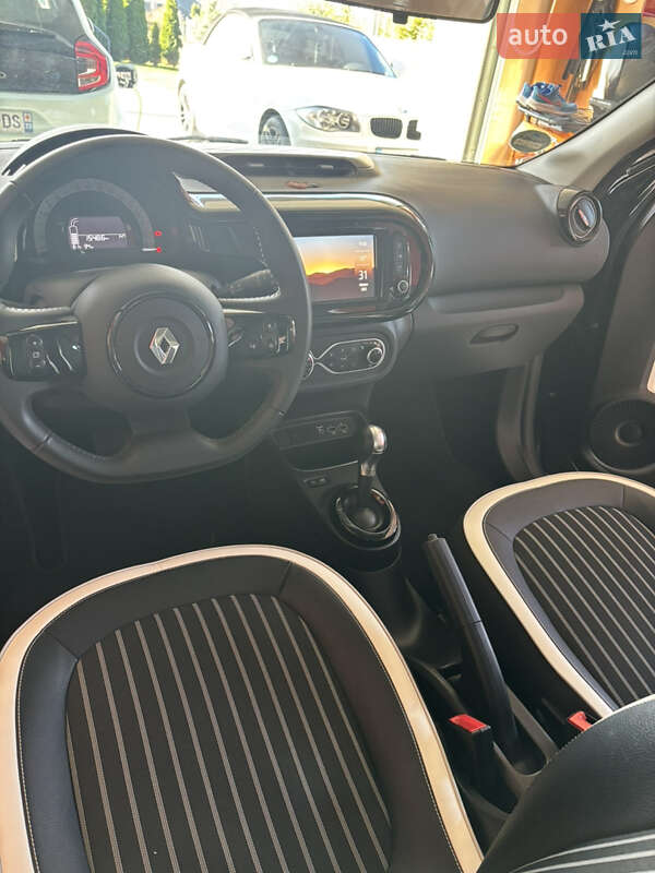 Хэтчбек Renault Twingo 2022 в Тернополе