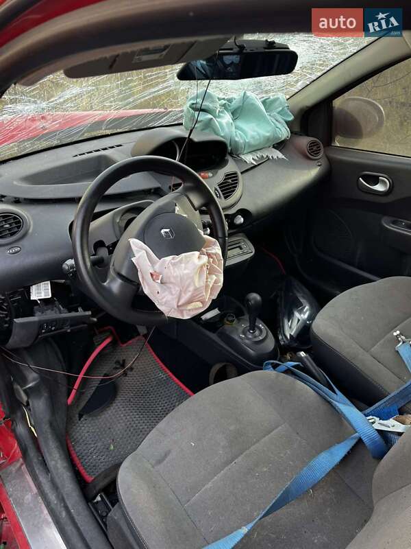 Хетчбек Renault Twingo 2010 в Бродах